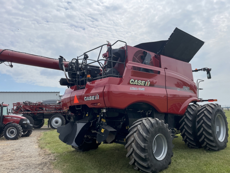 2022 CASE IH 8250 COMBINE *** 12 month interest waiver ***