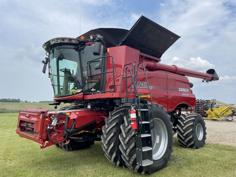 2022 CASE IH 8250 COMBINE *** 12 month interest waiver ***