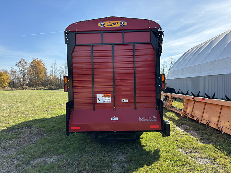 2024 MEYER MANUFACTURING RTH222-C FORAGE BOX