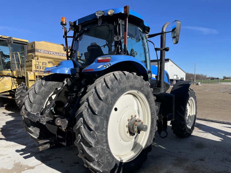 2014 NEW HOLLAND T7.270 TRACTOR