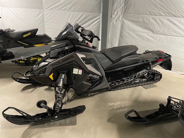 2022 POLARIS INDY VR1 850 SNOWMOBILE