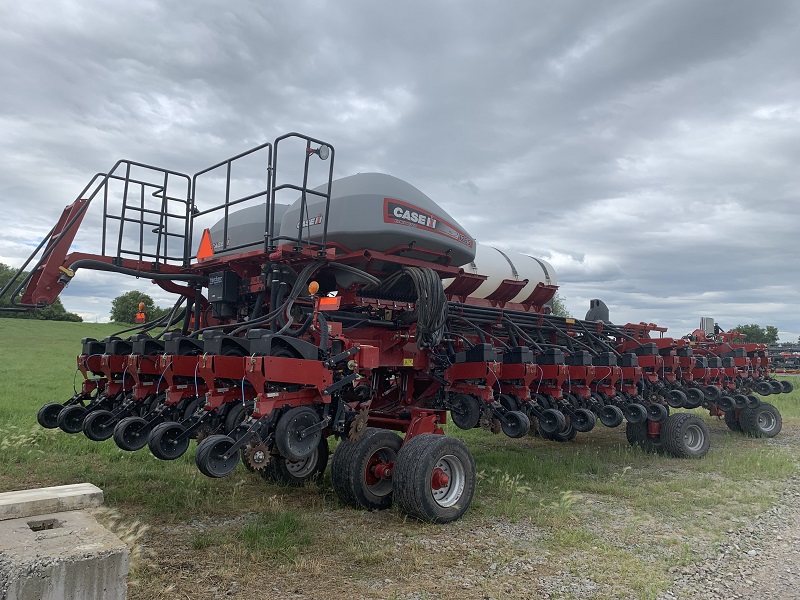 2014 CASE IH 1265 PLANTER