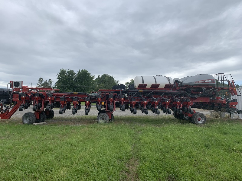 2014 CASE IH 1265 PLANTER