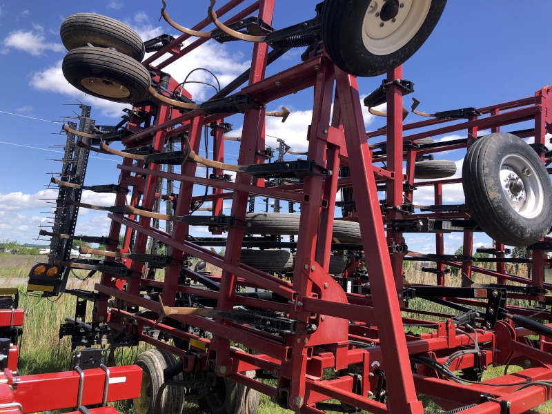 2008 CASE IH TIGERMATE 200 FIELD CULTIVATOR