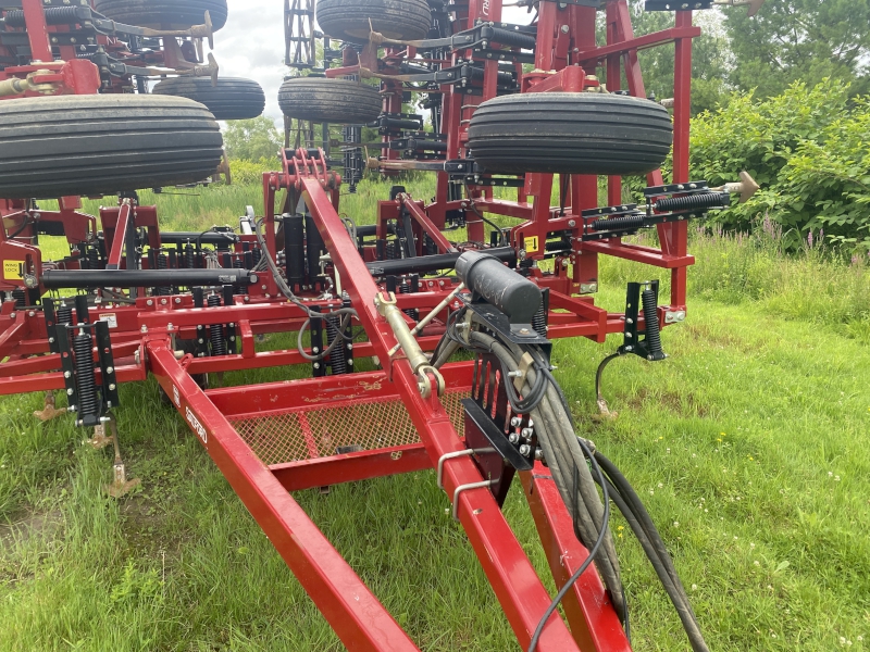 2017 SALFORD 700-50 FIELD CULTIVATOR