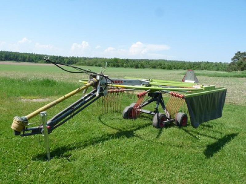 2013 CLAAS 370T ROTARY RAKE