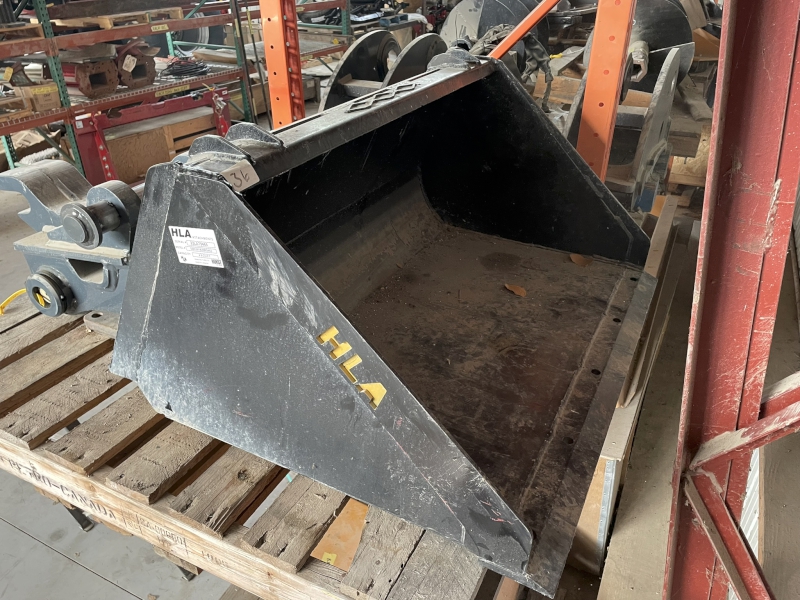 2022 HORST 36 INCH MINI SKID LOADER BUCKET