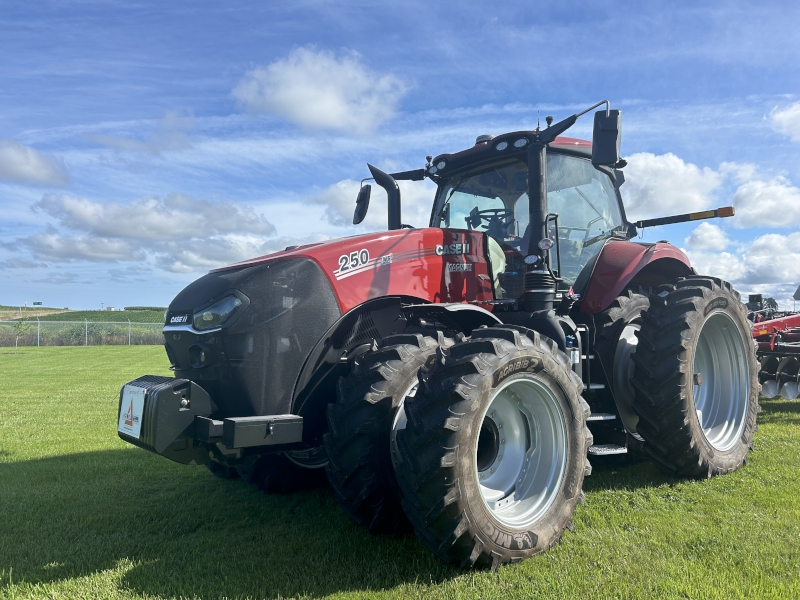 2024 CASE IH MAGNUM 250 PS AFS CONNECT TRACTOR