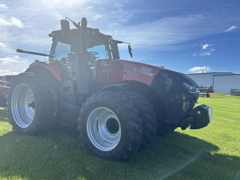 2024 CASE IH MAGNUM 250 PS AFS CONNECT TRACTOR