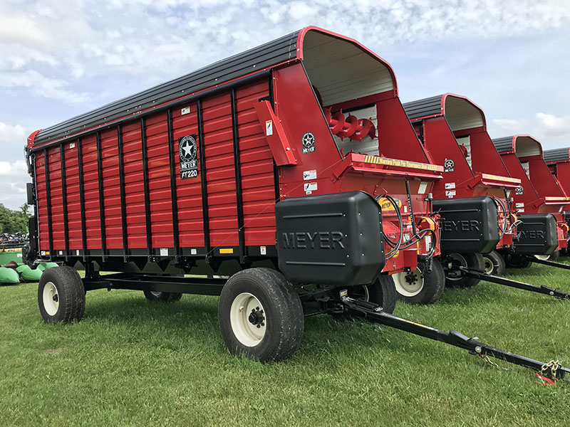 2024 MEYER MANUFACTURING RT220-C FRONT & REAR UNLOAD FORAGE BOX