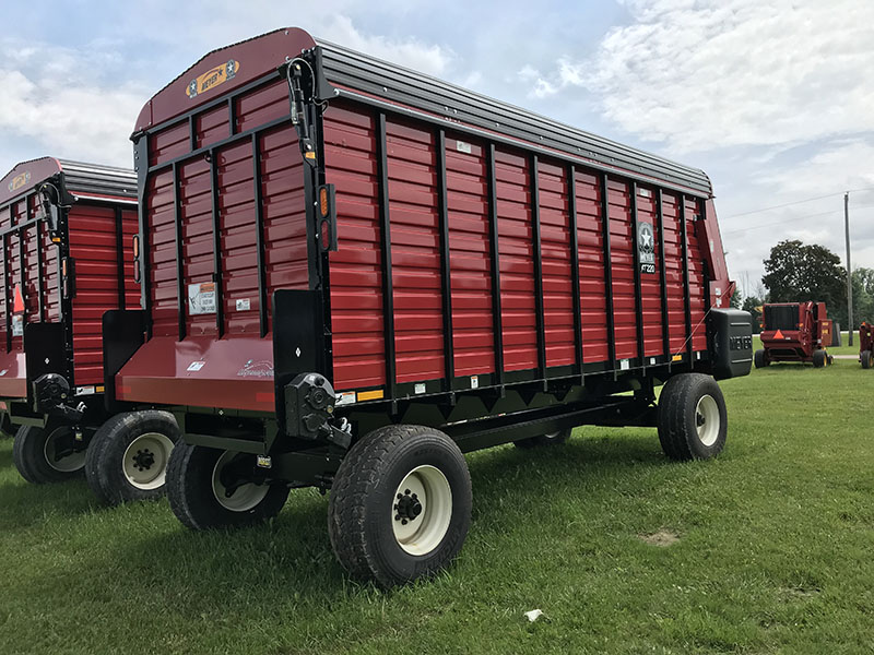 2024 MEYER MANUFACTURING RT220-C FRONT & REAR UNLOAD FORAGE BOX