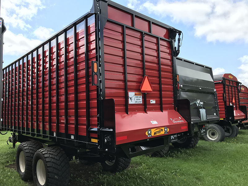 2024 MEYER MANUFACTURING RTX224 FRONT & REAR UNLOAD FORAGE BOX