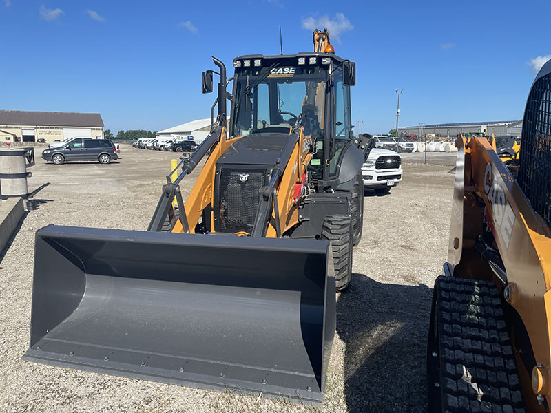 2024 CASE 580SV TRACTOR LOADER BACKHOE