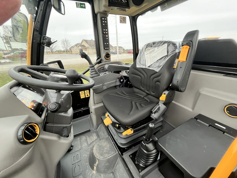 2024 JCB TM420 TELESCOPIC WHEEL LOADER