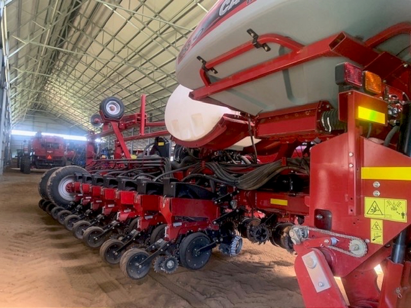 2014 CASE IH 1255 PLANTER