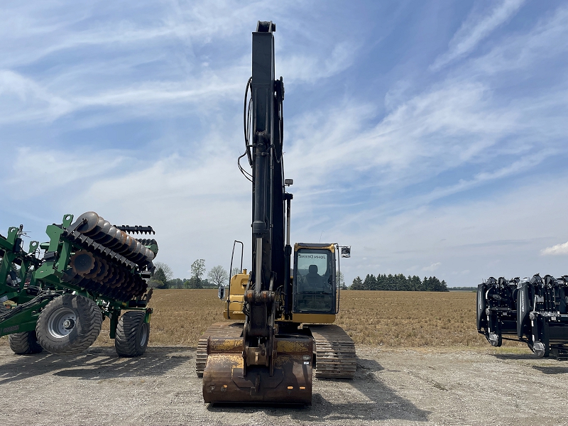 2011 JOHN DEERE 200D LC EXCAVATOR