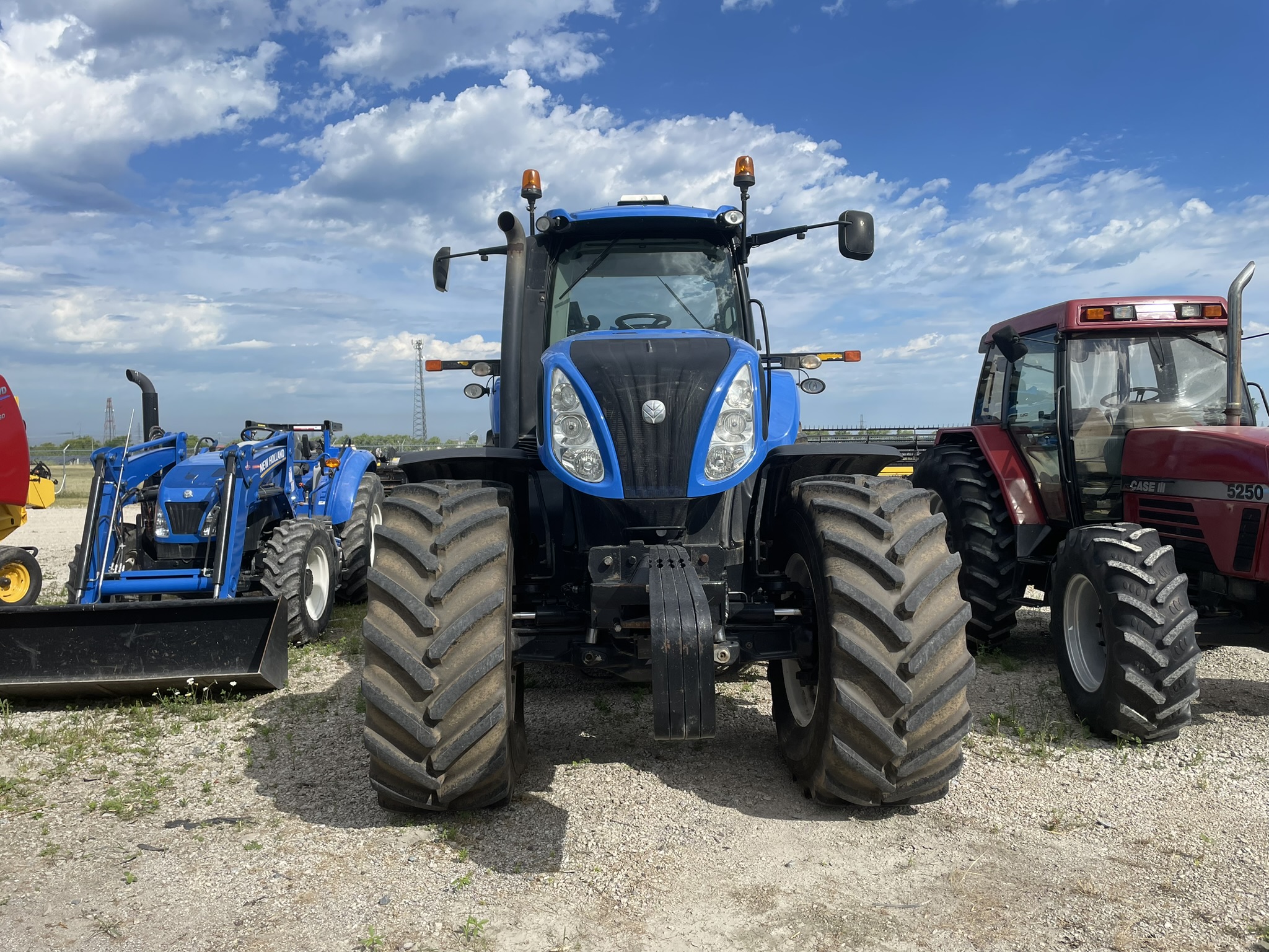 2014 NEW HOLLAND T8.360 AUTO COMMAND TRACTOR