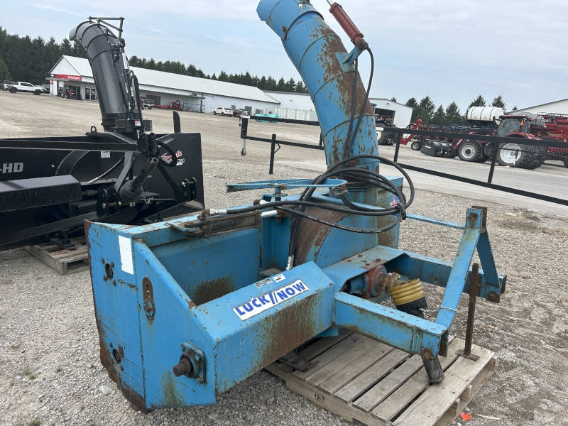 1995 LUCKNOW D85H SNOWBLOWER