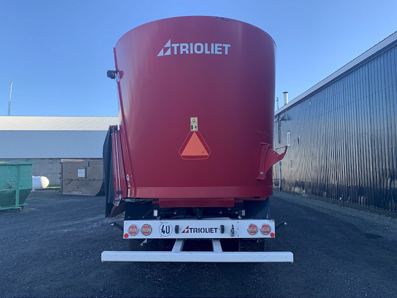 2017 TRIOLIET TT2-2400VL SP TMR MIXER