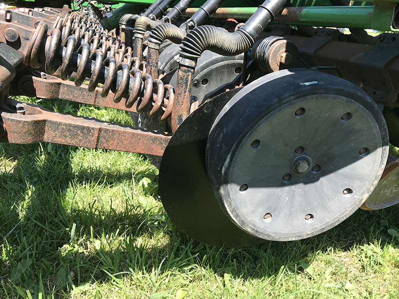 1999 JOHN DEERE 1560 NO-TILL DRILL