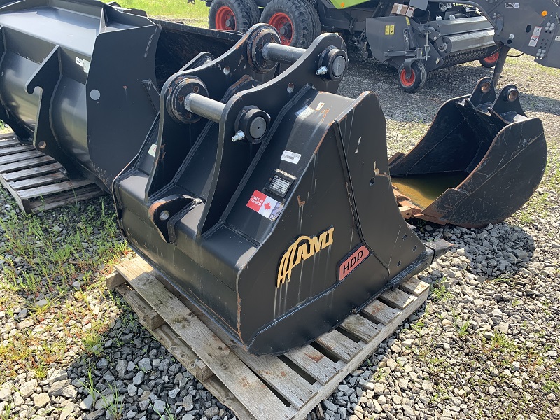 2019 AMI ATTACHMENTS 36 INCH CATEGORY 130 HEAVY DUTY DIGGING BUCKET