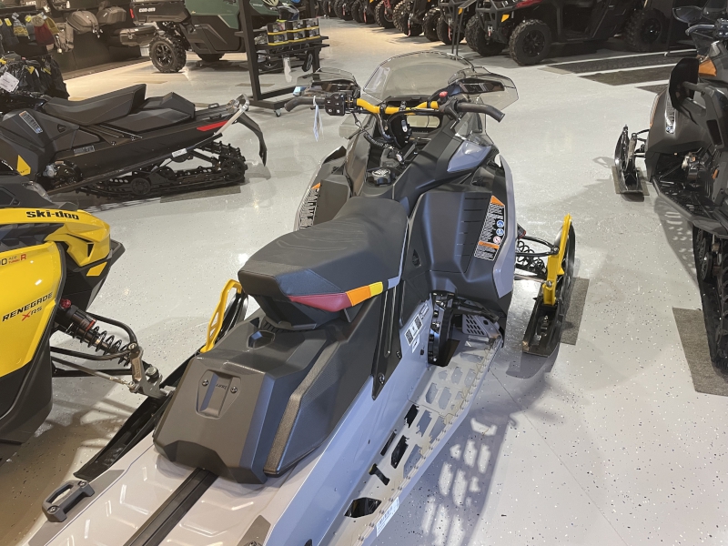 Snowmobiles  2025 SKI-DOO MXZ ADRENALINE 850 E-TEC SNOWMOBILE WITH BLIZZARD PACKAGE Photo