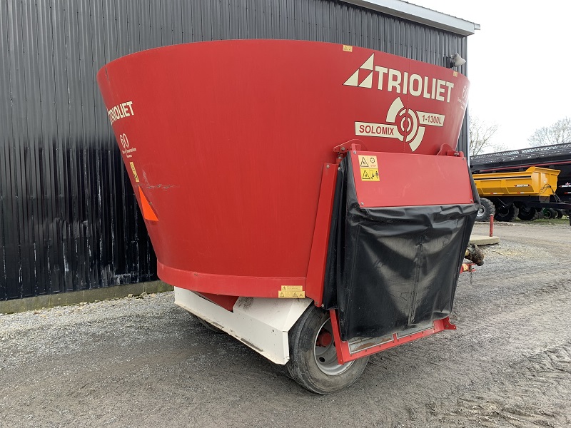 2010 TRIOLIET 1-1300LZK TMR FEED MIXER