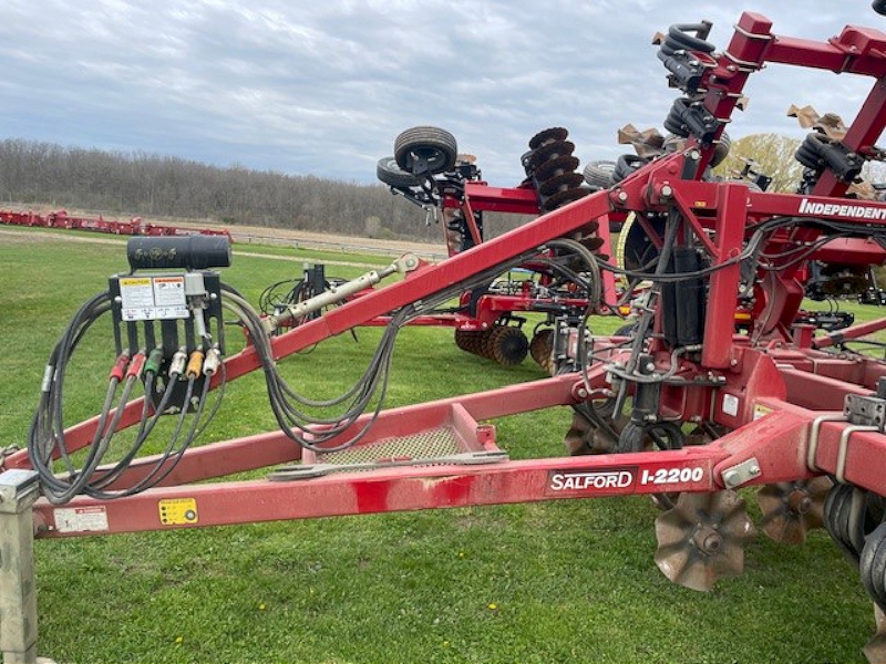 2020 SALFORD I-2220 VERTICAL TILLAGE