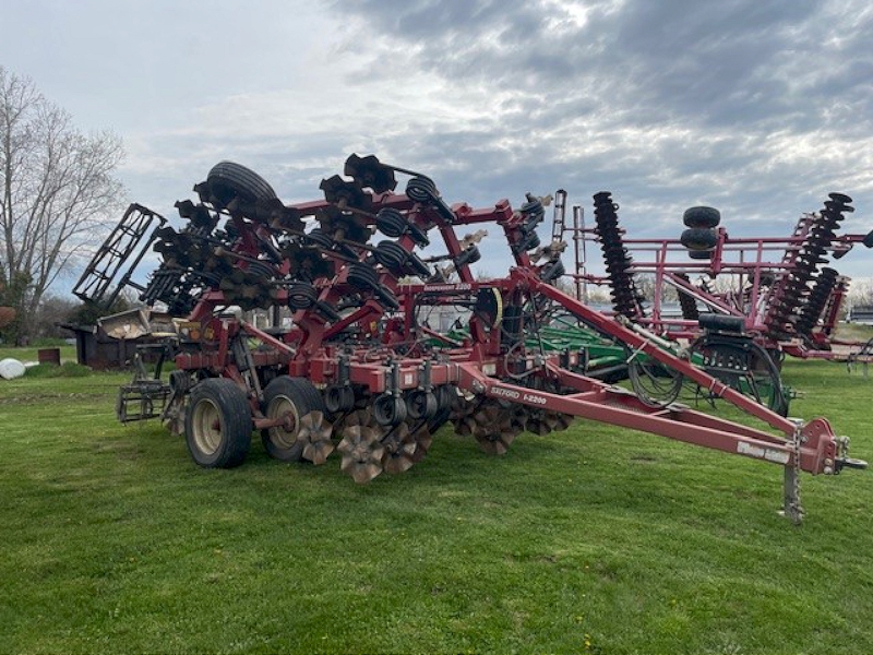 2020 SALFORD I-2220 VERTICAL TILLAGE