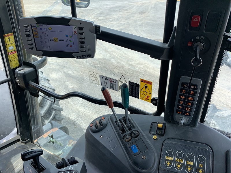 2013 AGCO CHALLENGER MT585D DELUXE TRACTOR