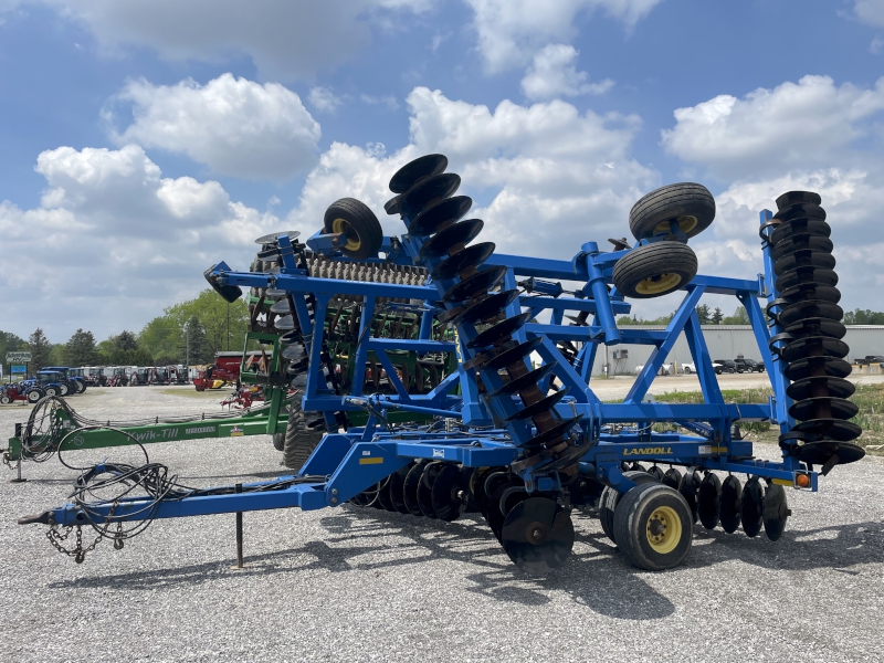 2010 LANDOLL 6230-33 DISC TANDEM