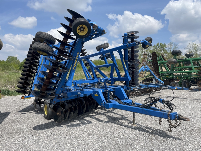 2010 LANDOLL 6230-33 DISC TANDEM