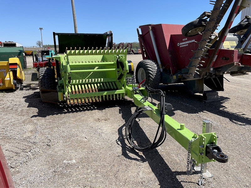 2022 SCHULTE 2500 ROCK PICKER