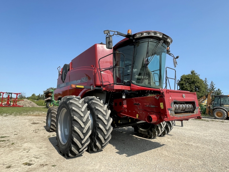 2014 CASE IH 8230 AXIAL FLOW COMBINE