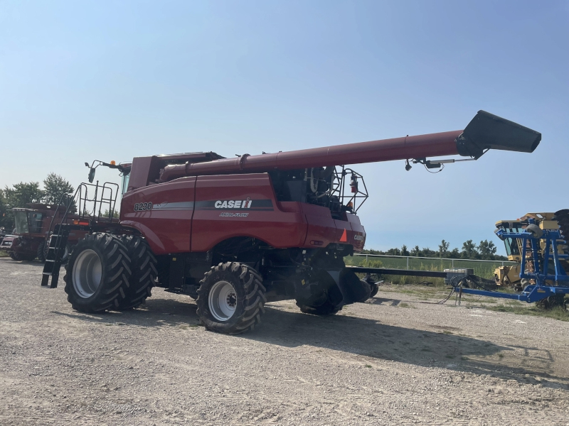 2014 CASE IH 8230 AXIAL FLOW COMBINE