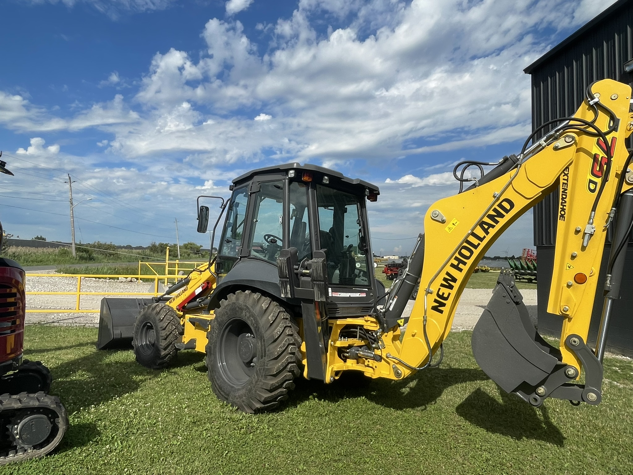 2024 NEW HOLLAND B75DP TRACTOR LOADER BACKHOE