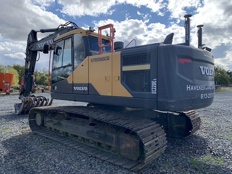 2019 VOLVO EC220EC EXCAVATOR