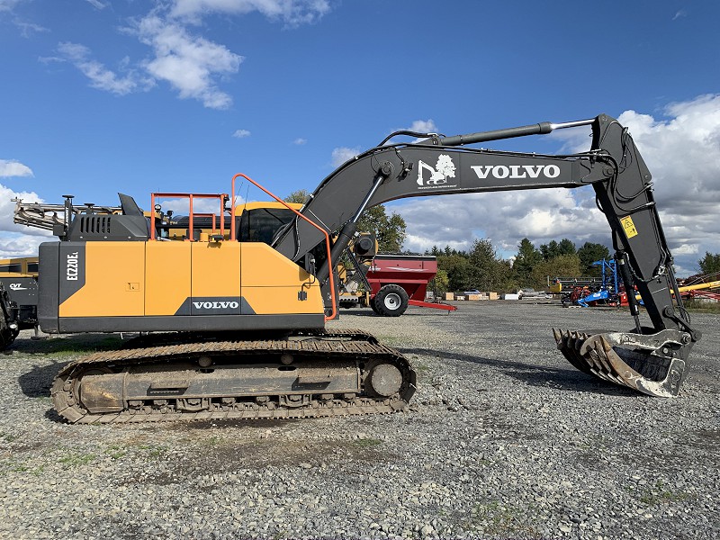 2019 VOLVO EC220EC EXCAVATOR