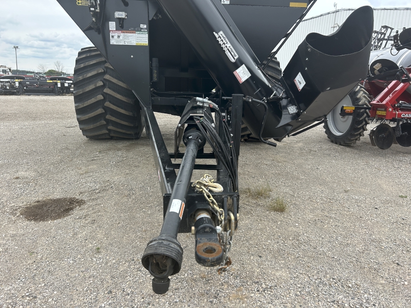 2023 J & M 1112-20S EXTENDED REACH AUGER CART