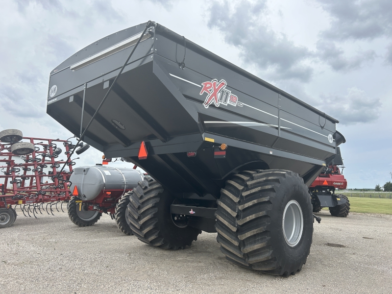 2023 J & M 1112-20S EXTENDED REACH AUGER CART