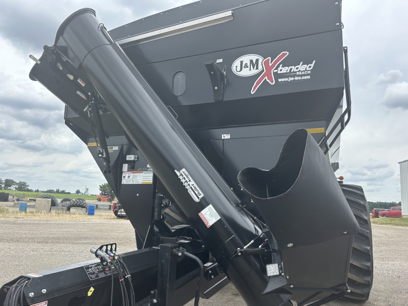 2023 J & M 1112-20S EXTENDED REACH AUGER CART