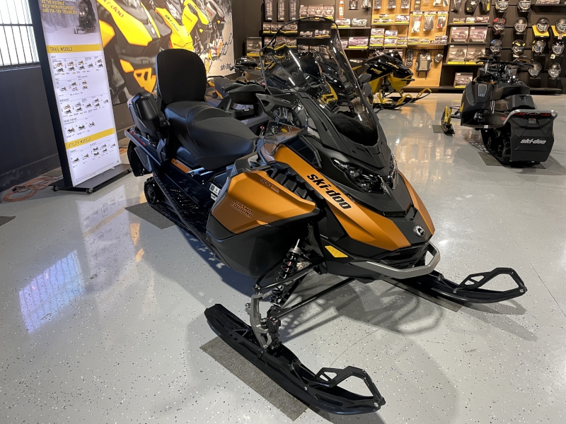 2025 SKI-DOO GRAND TOURING LE 900 ACE TURBO R SNOWMOBILE