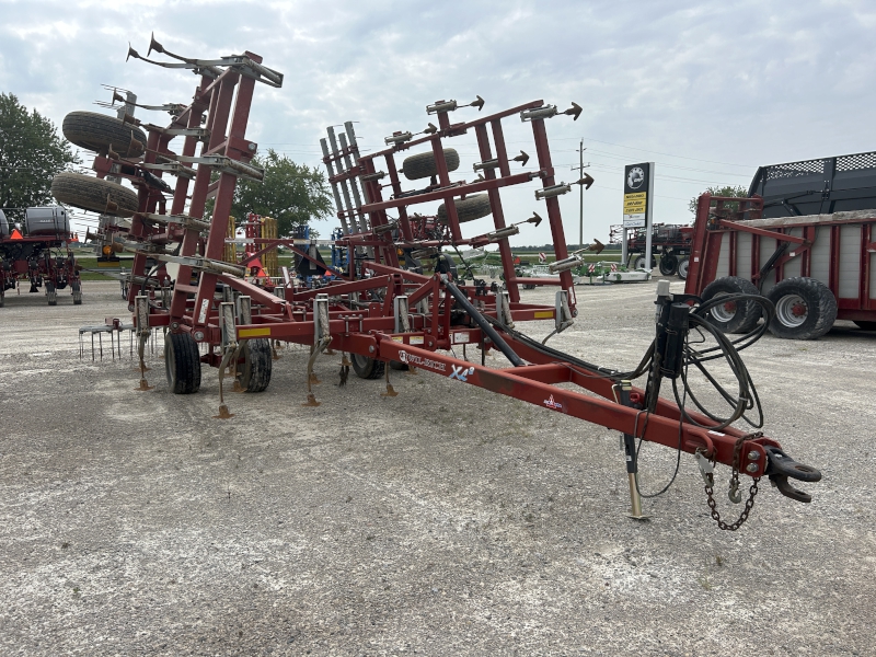 2013 WIL-RICH 11XL2-27 CULTIVATOR