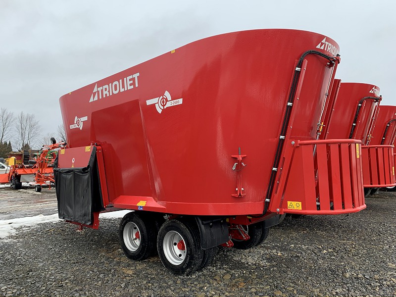 2024 TRIOLIET SOLOMIX 2 2600 ZK-T TMR FEED MIXER ***0 for 12 MONTHS***