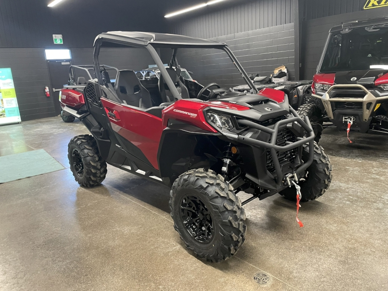 2025 CAN-AM COMMANDER XT 700 SIDE BY SIDE