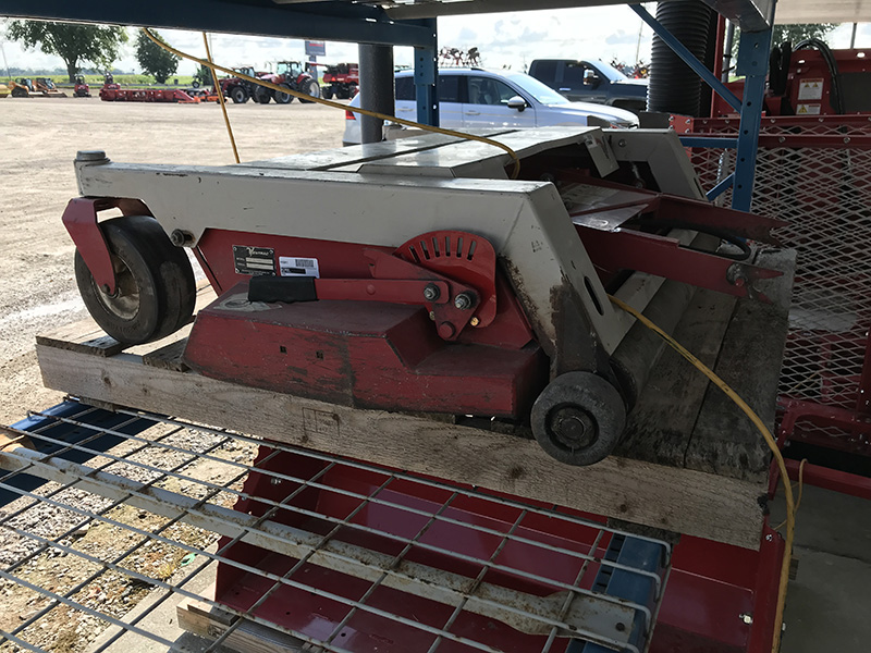 2006 VENTRAC LM520 FINISHING MOWER