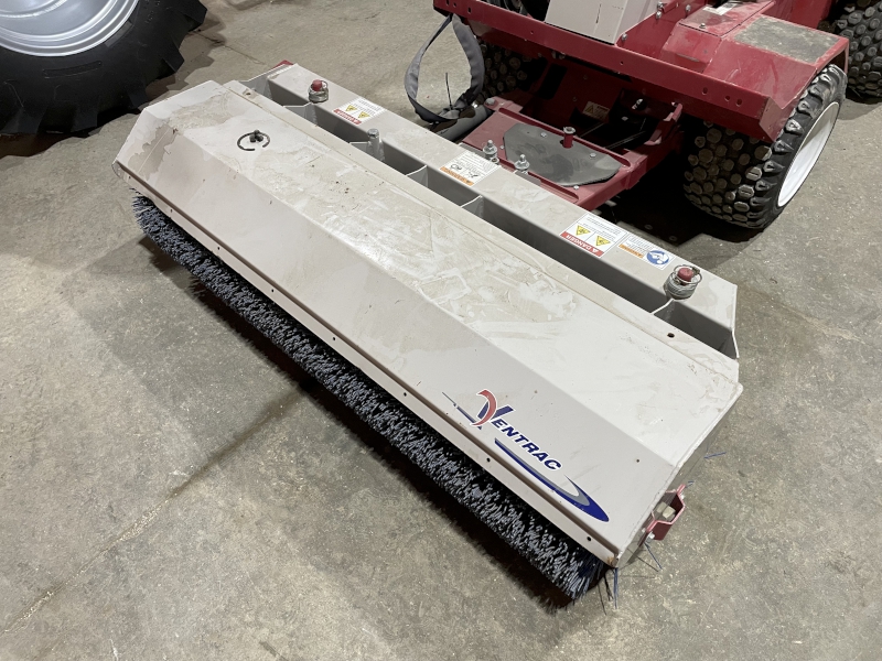 2018 VENTRAC LB540 POWER BROOM