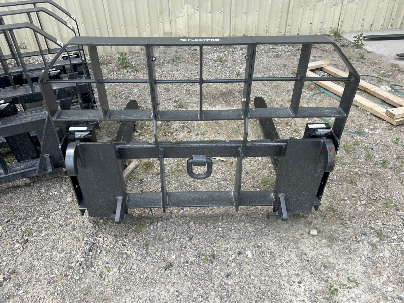 2024 CNH 4000 POUND PALLET FORK