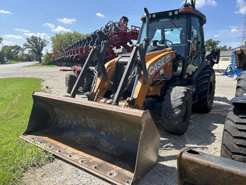 2017 CASE 580SN WITH BACKHOE