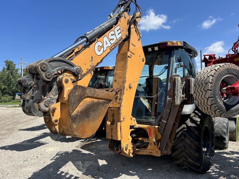 2017 CASE 580SN WITH BACKHOE